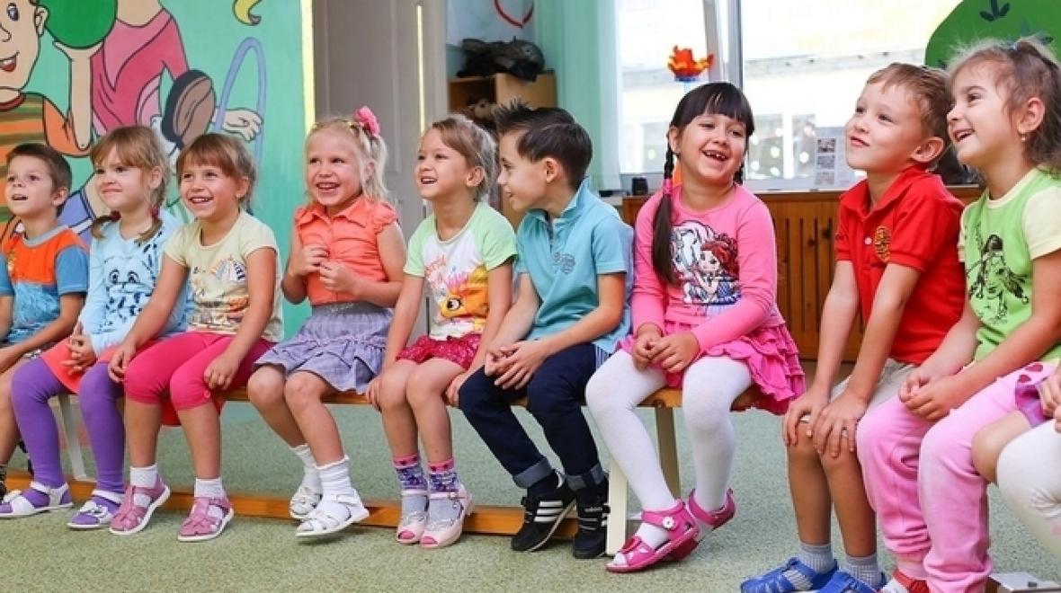Prezența copiilor în colectivitate – risc crescut de a contracta diverse boli